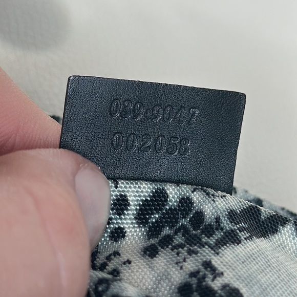 Gucci baby blue and black snakeskin print nylon wristlet clutch pouc - Picture 10 of 11